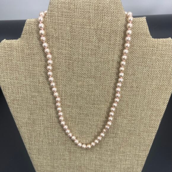 unknown Jewelry - White Faux Pearl Necklace